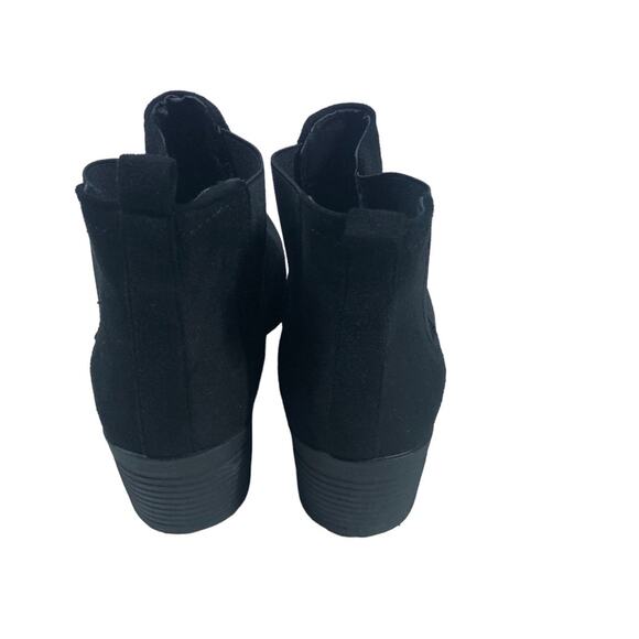 Pop black suede pull on booties 8.5 - Picture 3 of 5